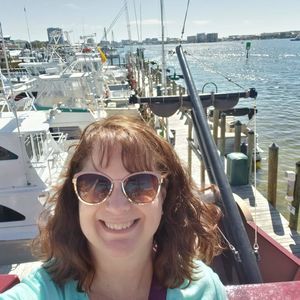 Meet your Posher, Maestra